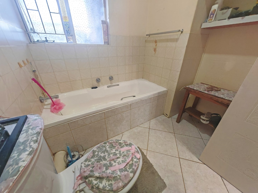 2 Bedroom Property for Sale in Pellissier Free State